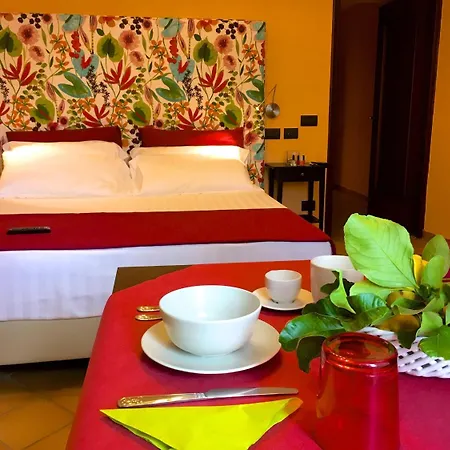 Bed and Breakfast Residenza Viviani 4*
