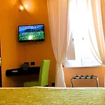 Residenza Viviani 4*