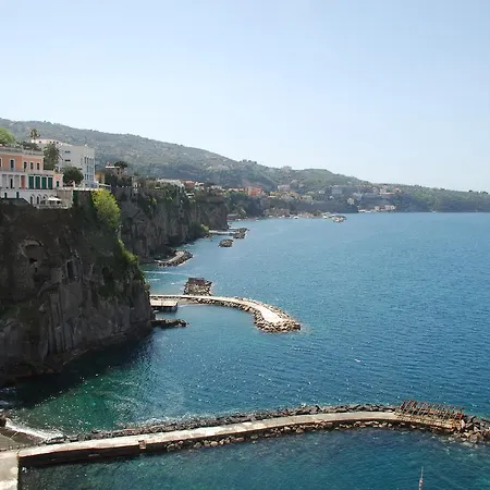 Bed & Breakfast Residenza Viviani 3*